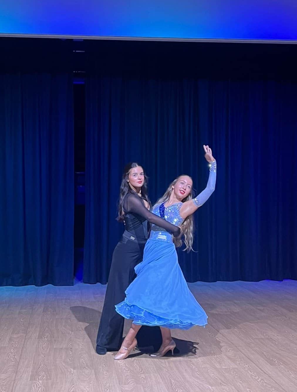 Students dancing as a duo in showcase